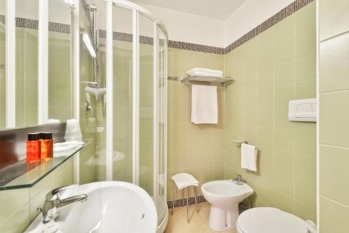 Hotel Mareluna Room Type - Double Room