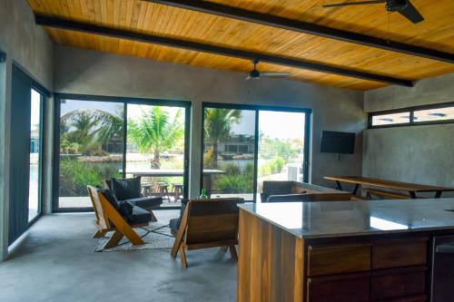 Seabird - Villa 28, Placencia (foto 5)