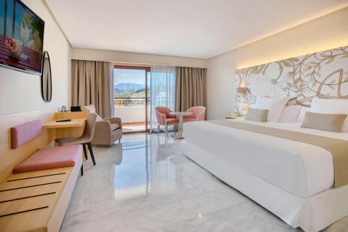 Hotel Servigroup Montiboli in วิลลาโจโยซา