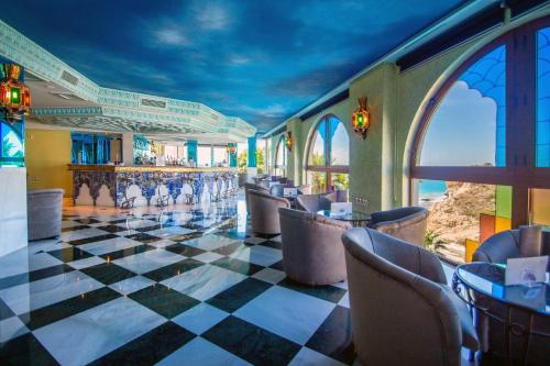 ผับ/เลาจน์, Hotel Servigroup Montiboli in วิลลาโจโยซา