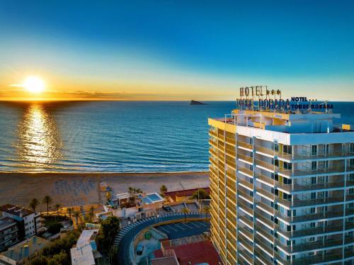 Unterkunft von außen, Hotel Servigroup Torre Dorada in Playa de Poniente