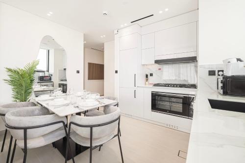 Private Pool! Exceptional 2 Bedroom! Brand New Building with Pool and Gym!, Dubaj (zdjęcie 10)