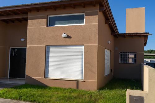 Casa a 50m del mar, 2 hab en Isla Vigía (Casa a 50m del mar, 2 hab en Isla Vigia) in Playa Dorada
