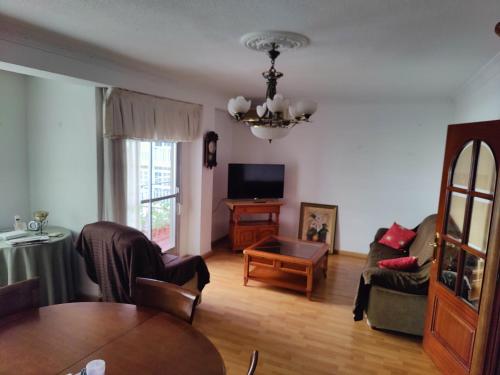 Dotări, Piso Céntrico (Piso Centrico) in Poligono de San Isidro