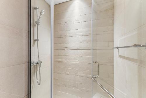 Sleek Cozy Apartments in Meydan, Dubai (Foto 4)