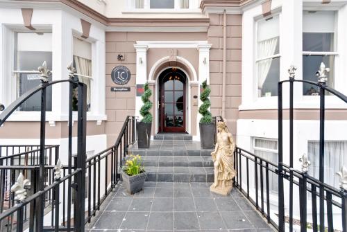 入口, Lauriston Court Hotel in 蘭迪德諾市中心
