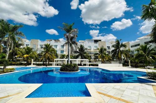 Exterior view, Gateaway Las Olas Playa Nueva Romana 1 BR in La Caña
