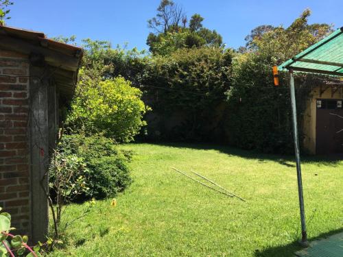 حديقة, Descanso y trabajo con jardín en Barrio Carrasco (Descanso y trabajo con jardin en Barrio Carrasco) in Carrasco