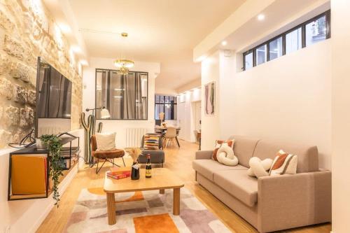 ParisConciergerie - Duplex for 12 with Cinema, 4BR, Parigi