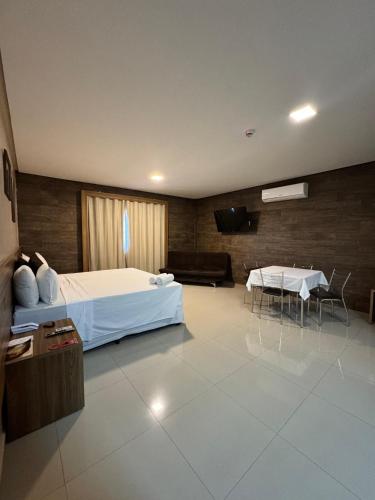 INACIO'S PLAZA HOTEL near สนามบินมาราบา