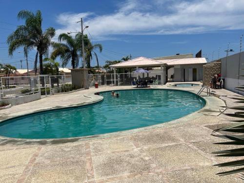 Villa Familiar en Punta Carnero