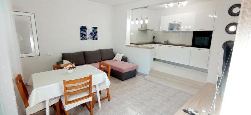 Apartman Mira