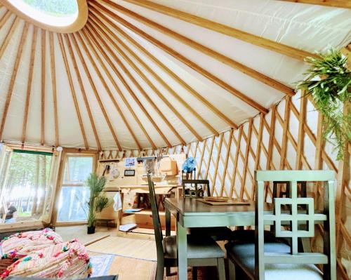 Waterfront CedarGrove Yurt-Glamp in Red Bay (ON)