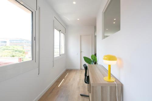 Nice apartment with 3 bedrooms in Cornellà de Llobregat