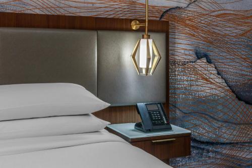 Denver Airport Marriott at Gateway Park - image 3