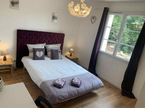Chambre d'hôtes Sous Les Grands Chênes LOVE (Chambre d'hotes Sous Les Grands Chenes LOVE) in Corcoué-sur-Logne