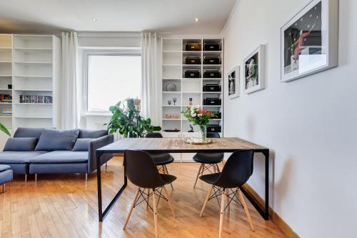Romaviva Luxury Attic Apartment - San Giovanni in Laterano - Metro A C - Central Rome, Roma (foto 3)