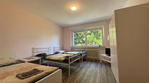 Three Bedroom Comfort Apartment Maintal in Maintal, Deutschland
