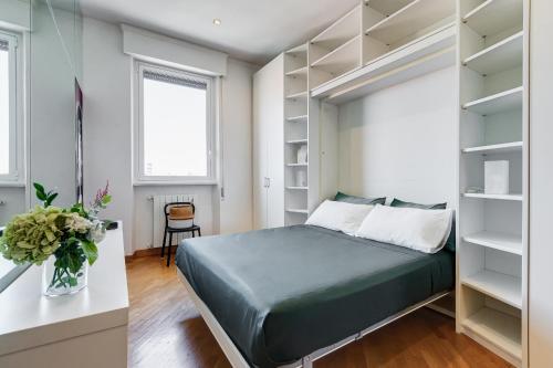 Romaviva Luxury Attic Apartment - San Giovanni in Laterano - Metro A C - Central Rome, Roma (foto 7)