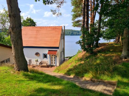 Viesnīcas āriene, Ferienhaus SeeWaldMeer am Pinnower See bei Schwerin in Pinnow