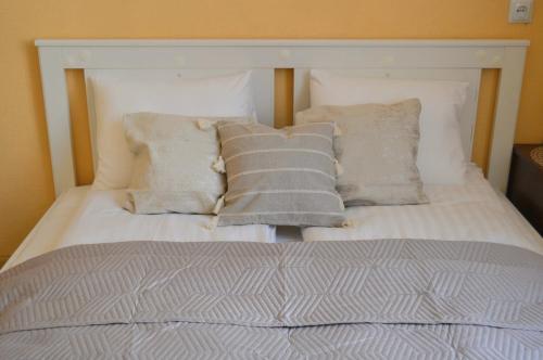 Spacious Old Town Family Peachy 2 bedrooms Apartment, Nearby the Riga Presidential Castle, Riga (foto 8)