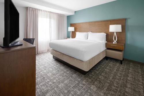 1 queen bed