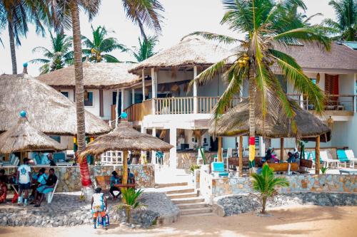 Oasis beach resort in Кейп Коуст