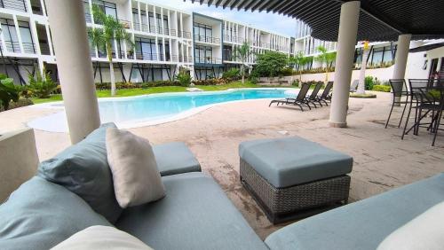 "Modern Style in Mezcales: Minutes from the Beach" in Mezcales