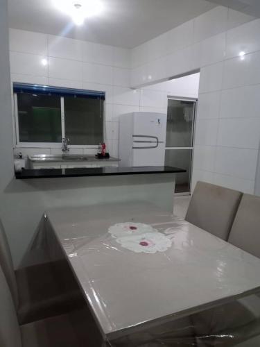 virtuve, Recanto dos Ouros - Casa em Brasília com churrasqueira e localização privilegiada (Recanto dos Ouros - Casa em Brasilia com churrasqueira e localizacao privilegiada) in Gama (Federālais rajons)