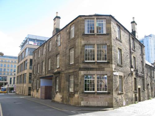 Destiny Scotland -The Malt House Apartments, Edinburgh (photo 5)
