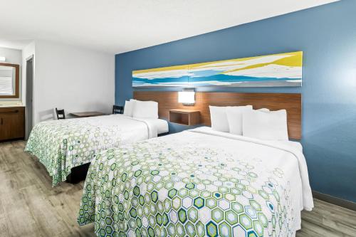 Americas Best Value Inn-Florence/Cincinnati - image 12