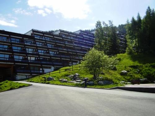 Residence Cascade - Appartement 2 pieces cabine 7 personnes a Arc 1600 ski aux pieds et proche des c in Les Arcs