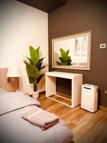 2Min To Beach Signature Studio Apt in JBR Fits 4 - image 9