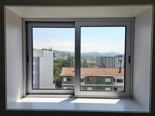 Guimarães Downtown 2 by LuxiStay (Guimaraes Downtown 2 by LuxiStay) in เครย์โซมิล