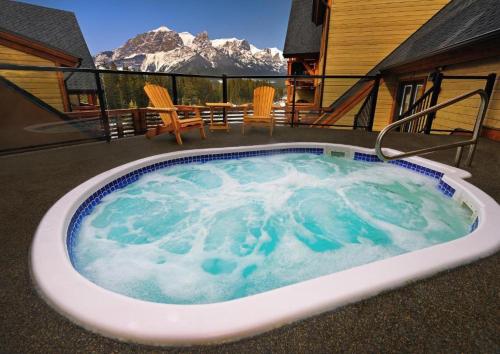 Creekside at Rundle Cliffs Lodge, Canmore (fotografie 4)