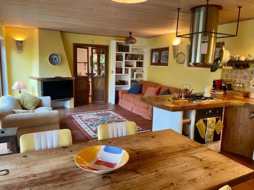 Konyha, Las Palomitas Coastal Retreat in Tarifa sleeps 6 in EL Chaparral