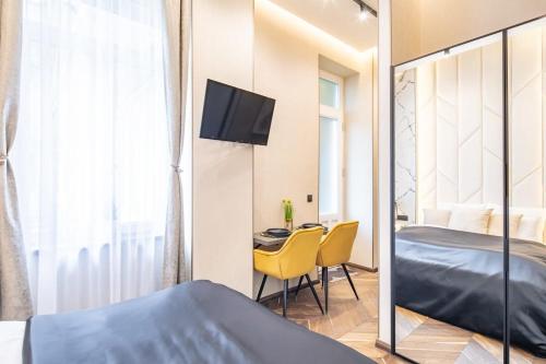 Super Central - NEW and Luxy - Quiet Sleep - image 13