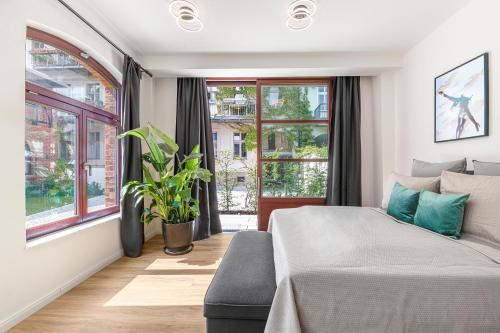 Mitte Loft group & family friendly, 150m2, 2BRs, 2Bathrooms, living & dinning room , 4 - 8 Guests, Berlín (fotografie 2)