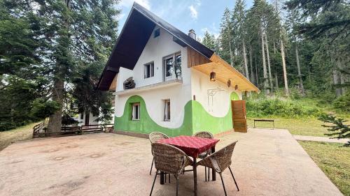 Blueberry Mountain House