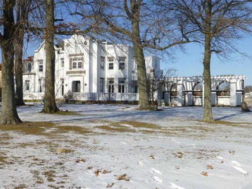 Waterfront Retreat Center