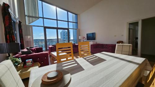Penthouse Ocean View Luxury Penthouse, Эдинбург (фото 7)
