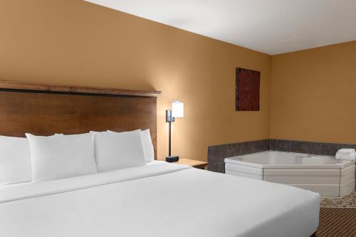 Country Inn Two Harbors - image 7