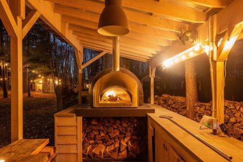 The Outlier Inn in Mountain Dale