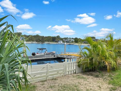 A környék, South Stradbroke Island Waters 4 bed, 3 bath, 10 guests, private beach & pontoon in Dél Stradbroke sziget