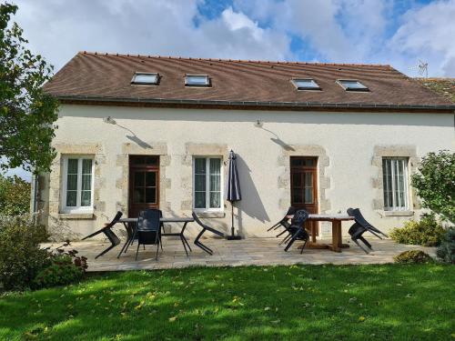 . Gîte familial en ferme avec jardin, proche forêt et canal d'Orléans - Label Tourisme et Handicap - FR-1-590-7