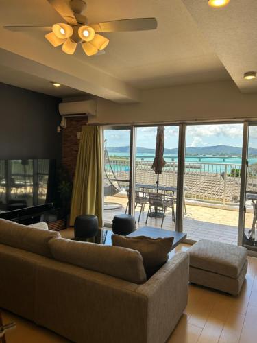 Four Season Resort Kouri Island