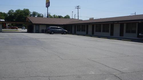 Budget Inn Malvern - image 8
