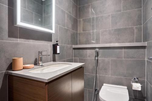 STAY BY LATINEM Luxury 1BR Holiday Home CA 0906 Near Burj Khalifa, Dubai (photo 7)