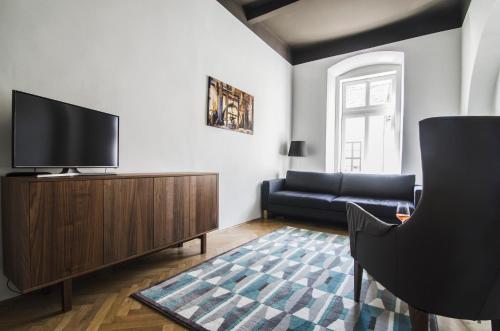 K57 Old Town Apartment, Pecz