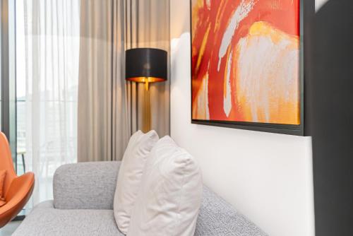 Brand New Lux 1BR Apartment in Business Bay with Pool, Gym and Parking, Dubai (Foto 5)